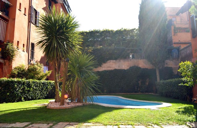 Monolocale con piscina a Trastevere
