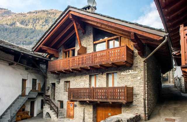 Mont Blanc Apartments