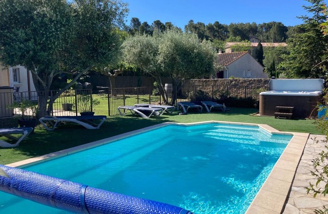 Montbrun Vineyard Escape