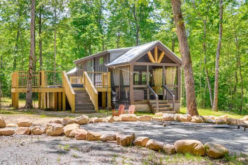 Monteagle Cabin with Swim Spa, Sauna and Fire Pit!