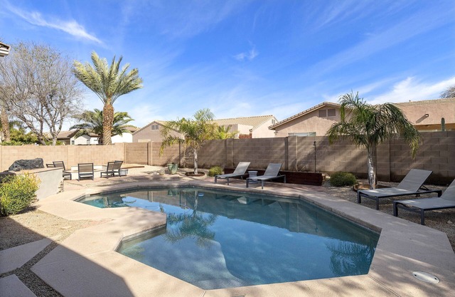 Monthly Stay Gem | Chandler’s Spacious Retreat