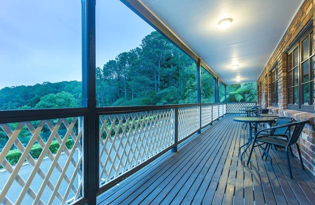 Montville Mountain Inn