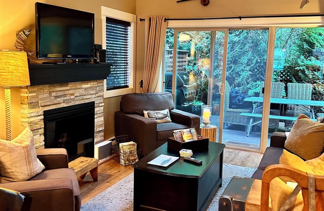 Moon shell Cottage-a relaxing cozy retreat for all seasons.