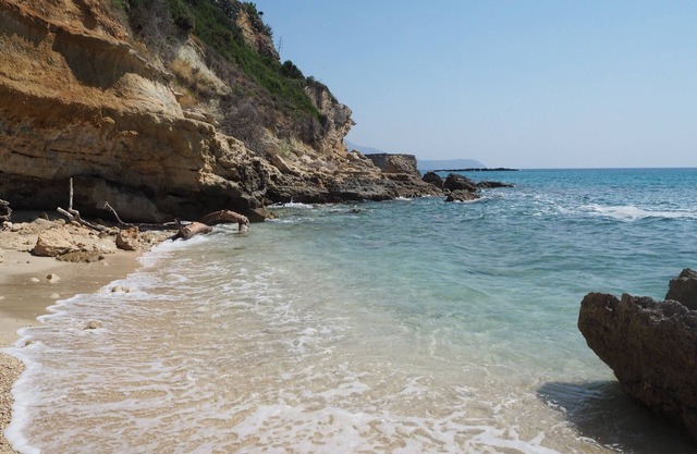 Moon & Sun superb villa with large pool, breath-taking view & pvt access to sea