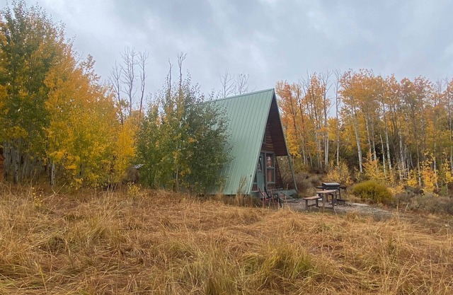 Moose Haven Cabin @ 22 West