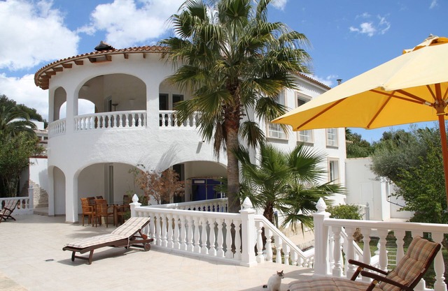 Moraira Chalet 10 People - private pool - Sauna - Gym - 305 qm Billiard