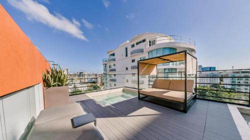 Most exclusive Condo- Hotel in Town -901