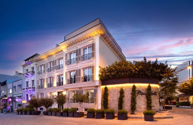 Motto By Mula Hotel