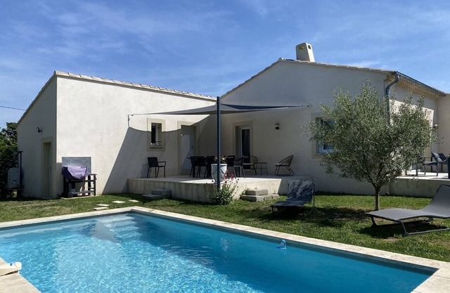 Moun Cabanon, peaceful villa in the heart of the Comtat Venaissin, 20 minutes from Gordes