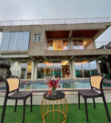 Mountain Crest Villa Lonavala