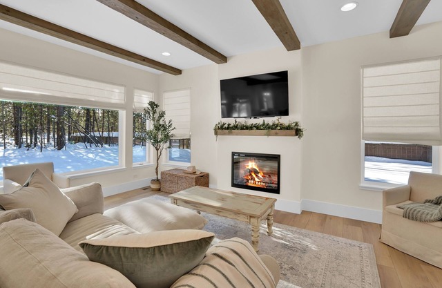 Mountain Home w/Private Hot Tub & River Access!