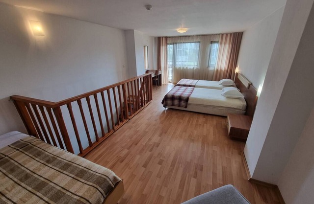 Mountain Paradise 1 - 1 Bedroom Homey Two Floor Apartment - Washer