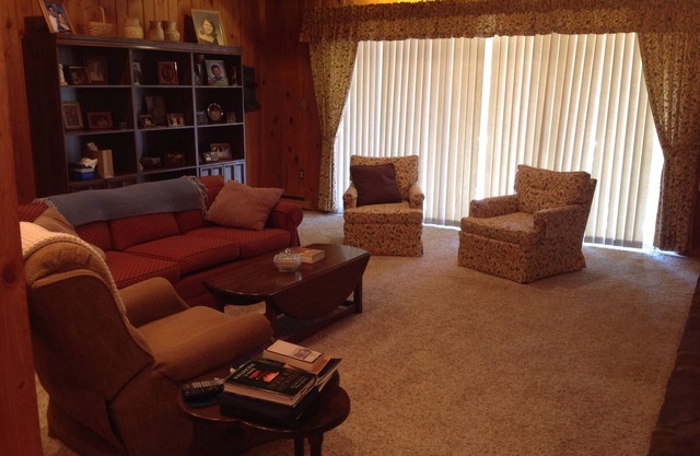 Mountain Top Home With Amazing Views! Get Away From It All On 15 Acres.