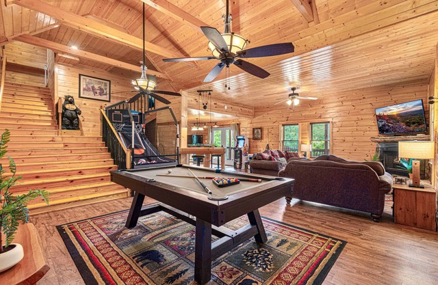Mountain View Cabin | Hot Tub & Coffee Bar