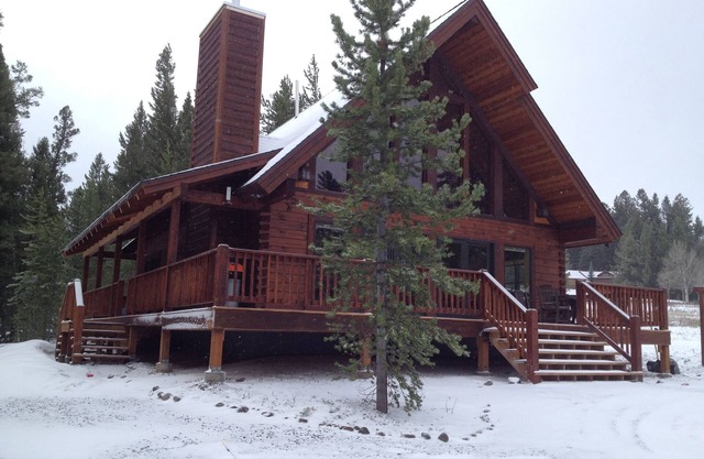 Mountain View Lodge - Very popular, Highly Rated Lodge, and Minutes to the Park!
