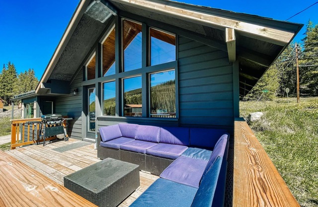 ★Mountain Views★near hiking trails and ski slopes
