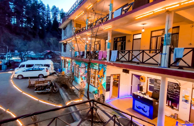 Moustache Manali