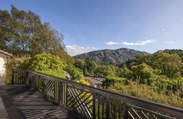 MULLACH RUADH, family friendly, with a garden in Corpach