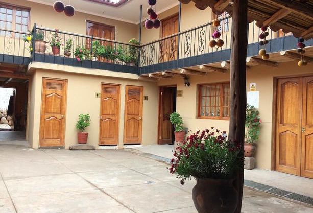 Munay Tika Family House