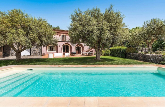 My Rental Homes - Villa Pisacco with spacious equipped terraces and saltwater pool