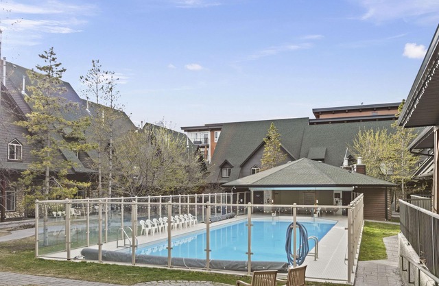 ★Mystic Chalet★King Bed★Heated Pool&HotTub★Clean!