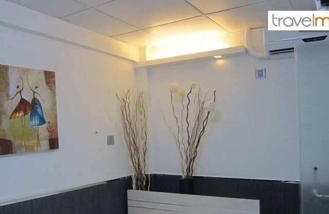 N1 - Flat 10, 9/F, 383 Nathan Rd