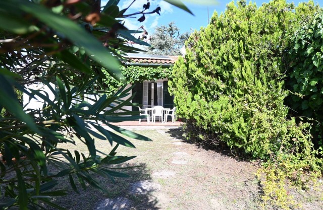 N149 - Numana, three-room villa with garden
