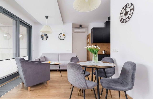 Nadwiślańska 5 Kraków | Air-conditioned Apartment | Podolski Boulevard on the Wi