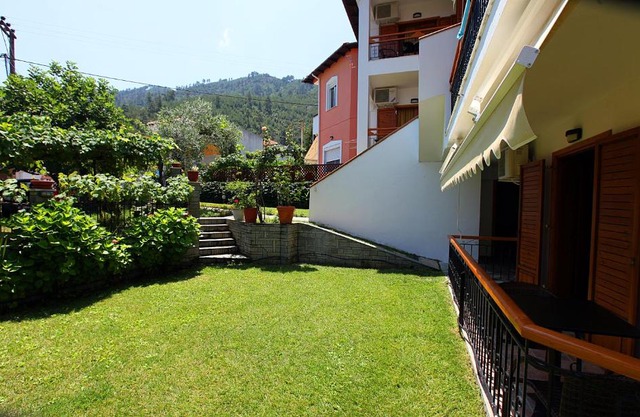 Nama Apartments