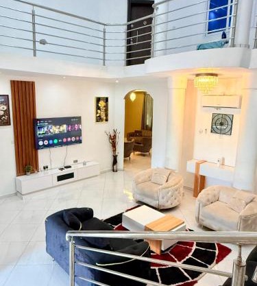Nanani Luxury Villa - 3 Bedrooms
