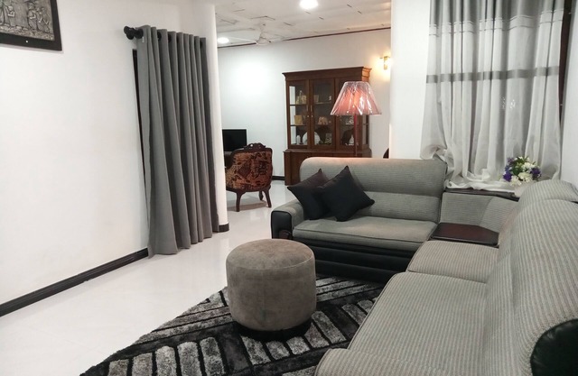 Nature Green Villa-3 AC Rooms - Mirissa - Weligama - Sri Lanka