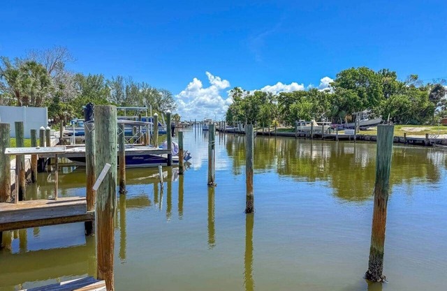Nautical Nest w/dock