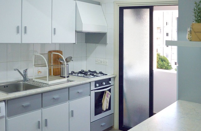 NEAR BEACH(!) 2BR COSY APT NEAR THE CITY CENTRE
