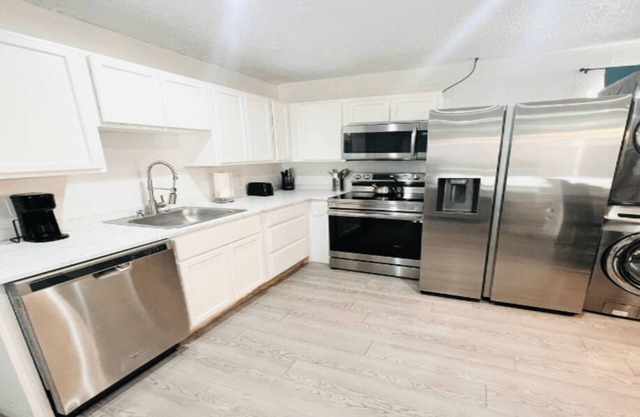 Near Fremont | 3 beds, 2 bedroom, 2 baths