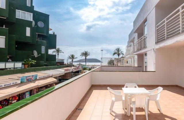 Neighbours Beach by Interhome