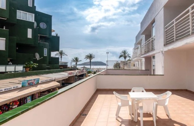 Neighbours Beach by Interhome