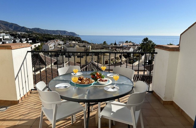 Nerja Paradise Rentals - Apartment Chimenea C2D