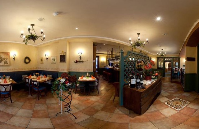 Neu Heidelberg - Guesthouse & Apartments