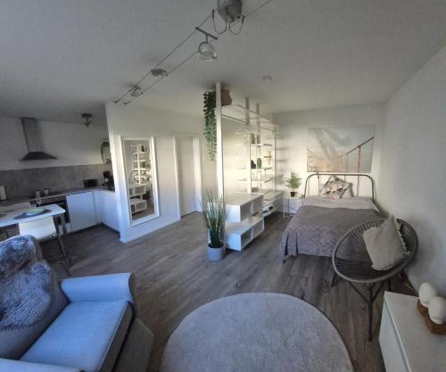 NEU "RELAX"1-Zimmer Apartment mit eigenem Stellplatz