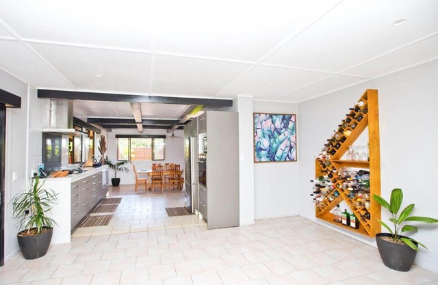 Nevaeh Holiday Home plus Pool