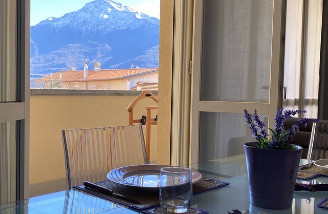 New 100 sqm apartment with terrace and parking space