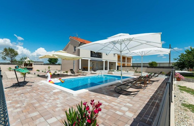 New 2020! 4* Villa Silentium, Pristeg
