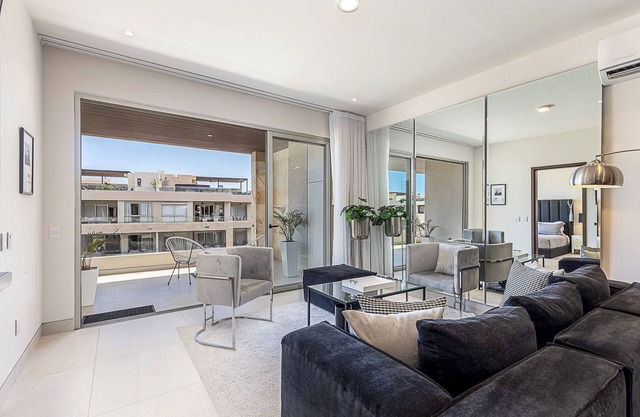 New 3 Bedroom Luxury Condo.