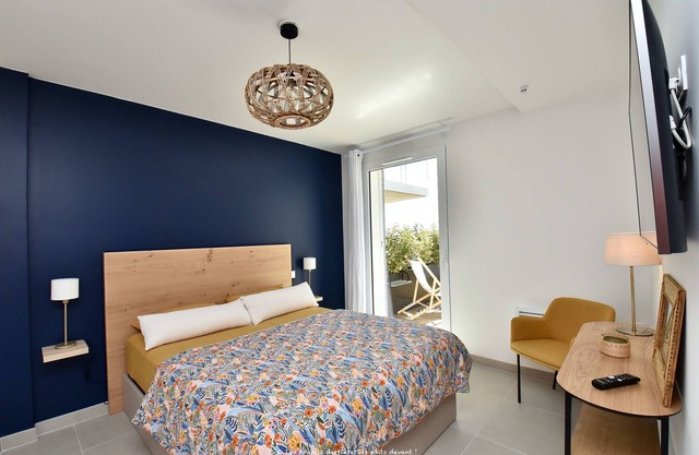 NEW! Apt. 4 pers. STANDING- FONCILLON On the beach