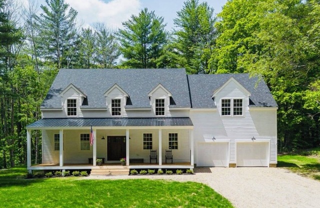 NEW Beautiful Berkshires Farmhouse