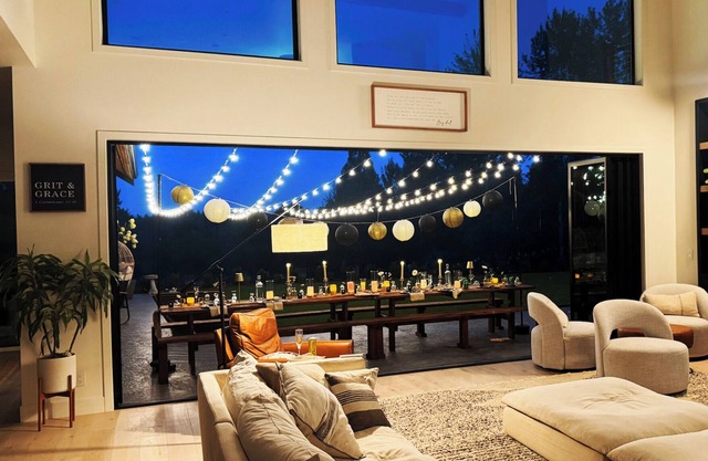 NEW build! 20 acres, Sauna, Theater, Games, Sport Ct, Turf, Outdoor Kitchen, Gym