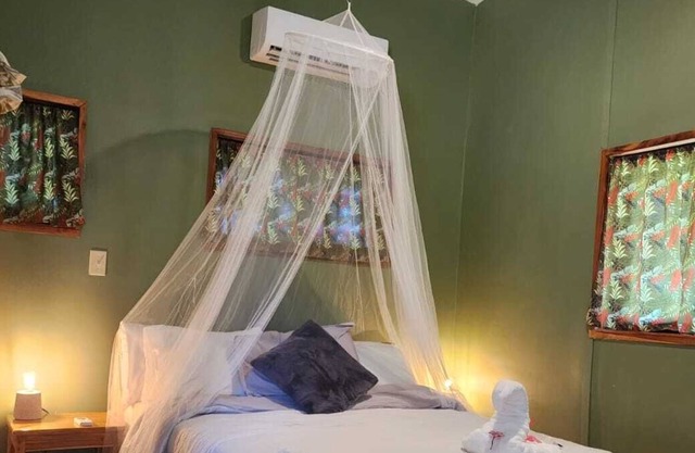 New cabin with all the amenities at the River Bend Lodge Cayo near San Ignacio