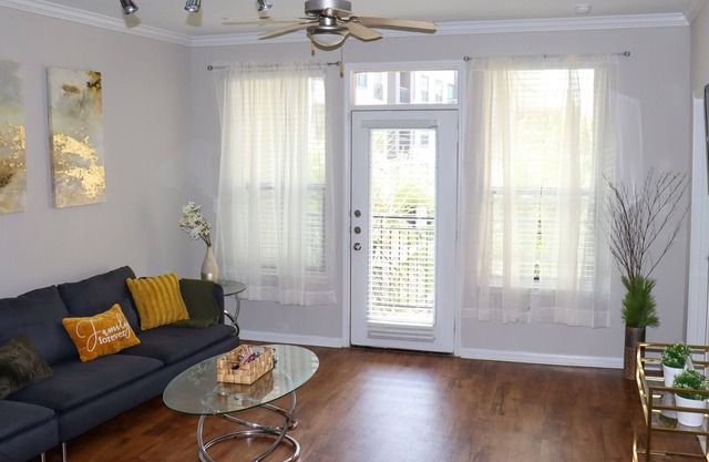 NEW! HOME SWEET HOME - ENTIRE PLACE - NRG Stadium