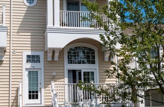 NEW LISTING 2022! Full weeks (Friday to Friday) or mini weeks available. Welcome to Bayside at Bethany Lakes! This 3BR townhouse/condo is in a beautifully maintained, family-friendly, amenity-rich neighborhood in Ocean View DE.