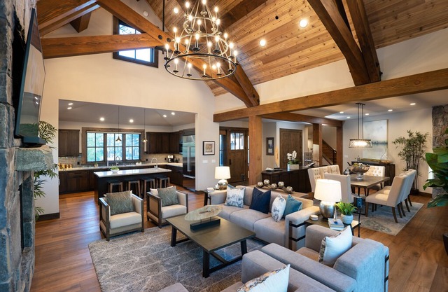 New Listing! Gorgeous 4 Bedroom Home on Gray's Crossing Golf Course!